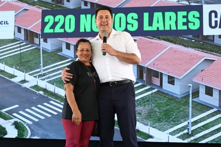 Ratinho Junior lidera segundo turno contra Lula em duas regiões-chave