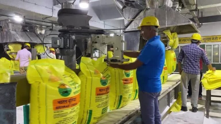 Agricultores indianos enfrentam risco de escassez de fertilizantes por conflito no Oriente Médio