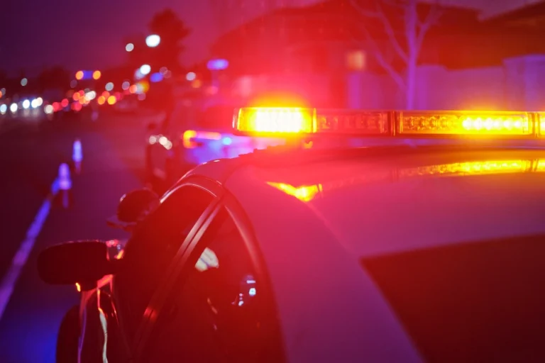 Homem em Criciúma mata esposa e comunica crime ao irmão