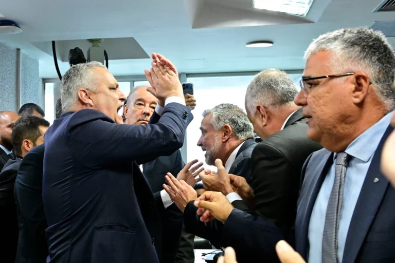 CPMI do INSS enfrenta desafios e derrotas na reta final dos trabalhos