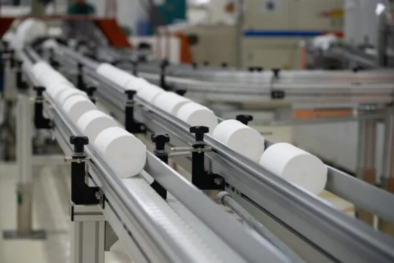 Produção industrial registra avanço significativo em janeiro de 2026