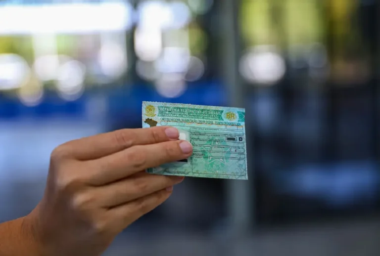 Inscrições abertas para o programa CNH Social Paraná em 2026