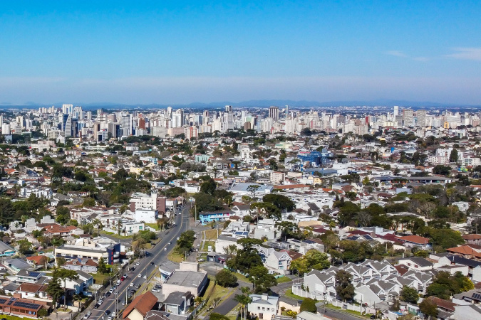 Temperaturas e chuva apresentam variações irregulares em fevereiro no Paraná