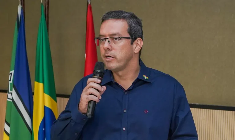 Prefeito de Macapá renuncia após afastamento do STF por suspeita de desvios