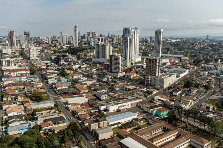 Ponta Grossa lidera geração de 550 empregos em fevereiro nos Campos Gerais