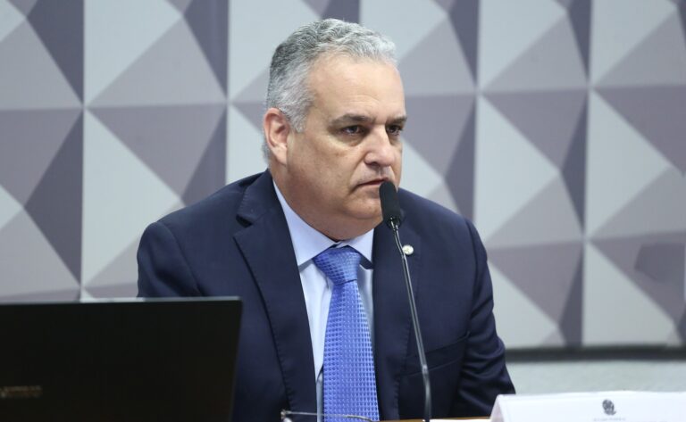 Relatório da cpmi aponta indiciamento de 220 pessoas até quinta-feira