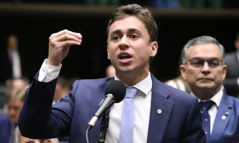 Nikolas Ferreira utilizou jatinho associado a Vorcaro na campanha de 2022