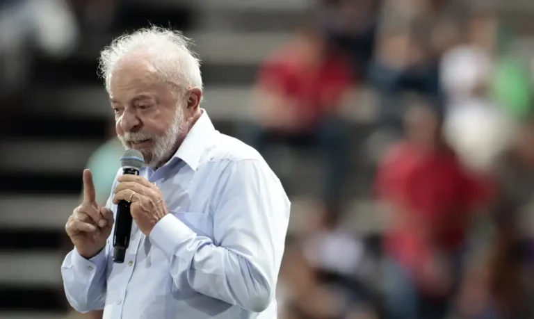Guerra no Irã eleva preço do diesel e impacta economia brasileira, afirma Lula