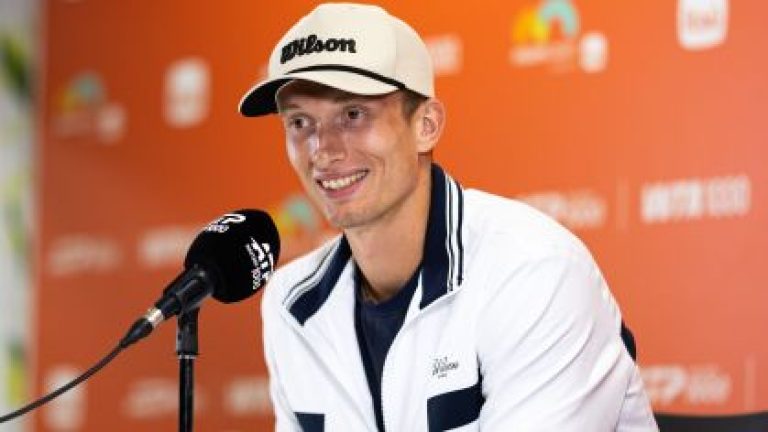 Jiri Lehecka desafia Jannik Sinner na final do Miami Open