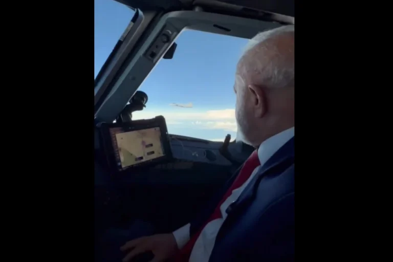 Gripen F-39E marca avanço tecnológico com voo de Lula