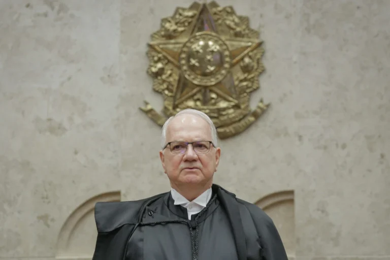 Fachin e Mendonça discutem implicações do caso Master no STF