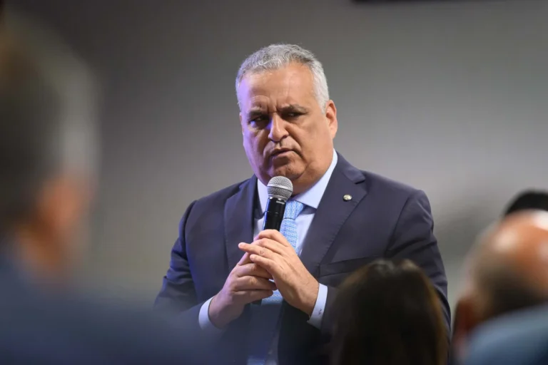 Relatório da CPMI do INSS deve pedir mais de 220 indiciamentos
