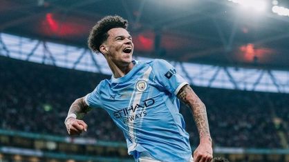 Manchester City conquista Copa da Liga Inglesa com atuação decisiva de Nico O'Reilly