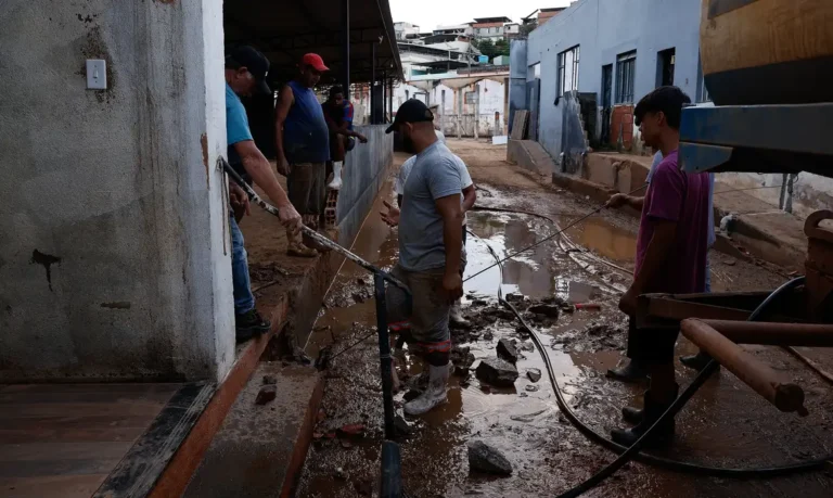 Governo reconhece emergência em 16 cidades afetadas por tempestades no Sudeste