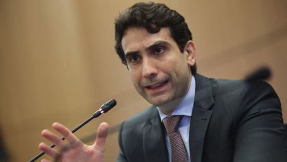 Banco central projeta alta da inflação e freio no pib devido à guerra no irã