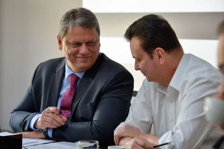 Gilberto Kassab deixa Secretaria de Governo em meio a tensão com Tarcísio de Freitas