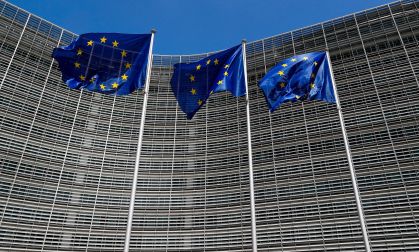 Comissão Europeia orienta estados a ajustar metas de armazenamento de gás