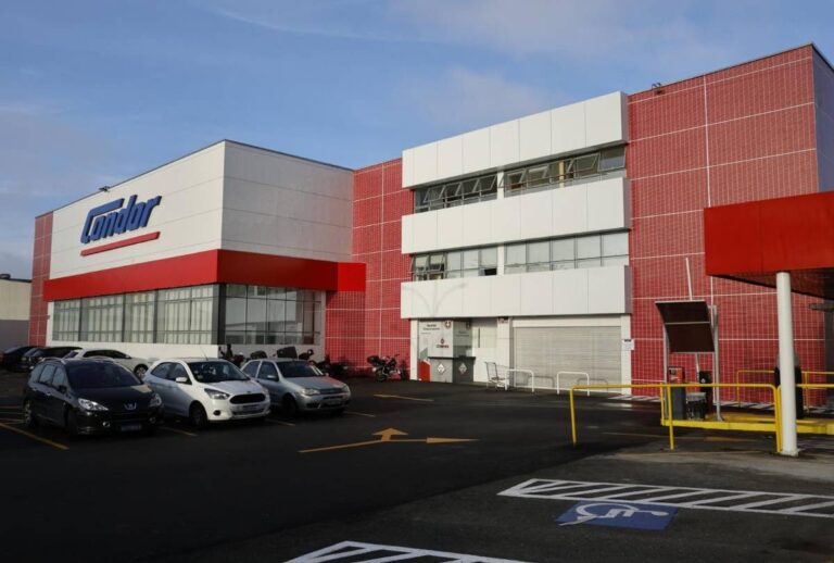 Condor oferece 60 vagas de emprego exclusivas para mulheres em Curitiba