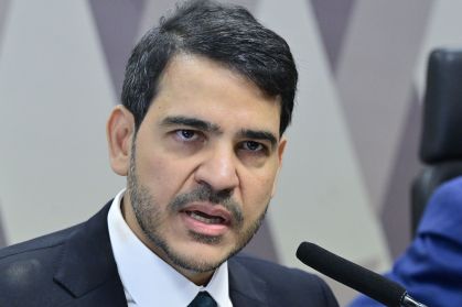 Jorge Messias esclarece ausência de envolvimento da AGU no caso Banco Master