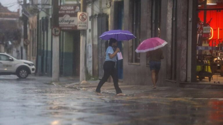 Meteorologia explica as 26 horas de chuva contínua em Belém