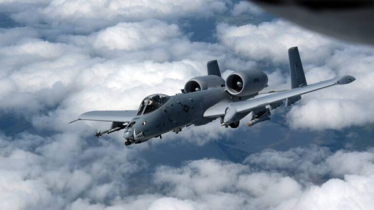 Exército do Irã derruba segundo avião americano no Golfo Pérsico