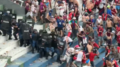 Confrontos entre torcedores cancelam clássico do Campeonato Paraguaio