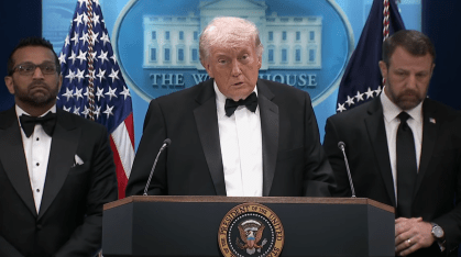 Trump pede resolução pacífica das diferenças americanas após tiroteio