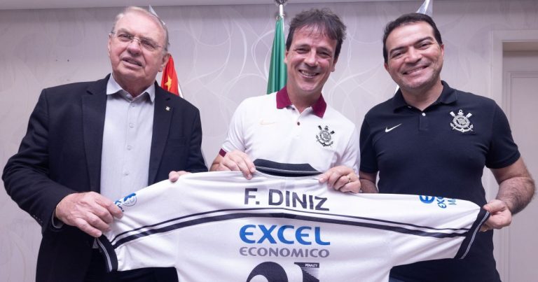 Fernando Diniz assume o Corinthians e promete "loucura máxima" para a Fiel torcida