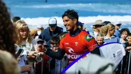 Gabriel Medina avança às quartas de final em Bells Beach após vitória sobre Ítalo Ferreira