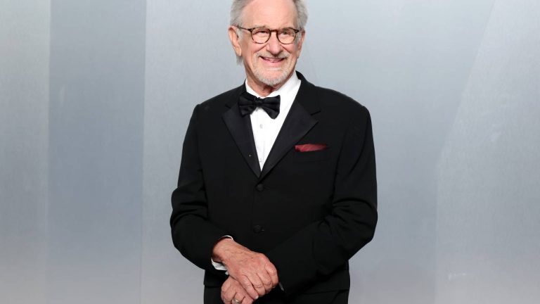 Steven Spielberg confirma veracidade em novo filme de extraterrestres