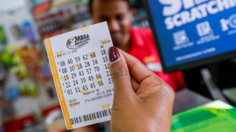 Brasileiros miram prêmio de R$ 880 milhões da Mega Millions
