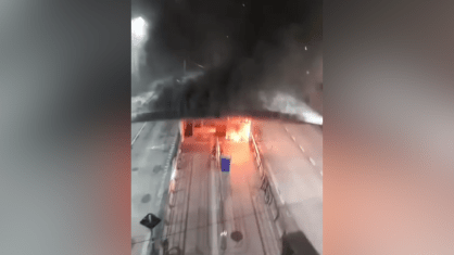 Incêndio paralisa estação do BRT Magalhães Bastos na zona Oeste do Rio