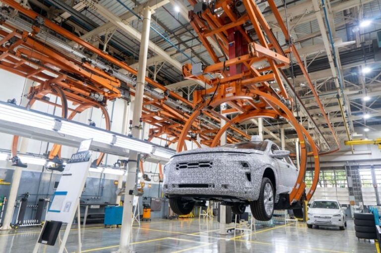 Chevrolet Sonic antecipa detalhes do novo SUV compacto nacional