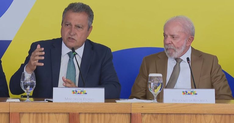 Cobrança revela racha interno no governo a seis meses da eleição