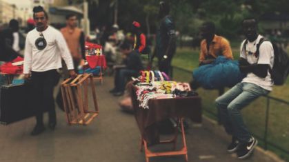 Exclusão social atinge vendedores ambulantes africanos no Brás em São Paulo