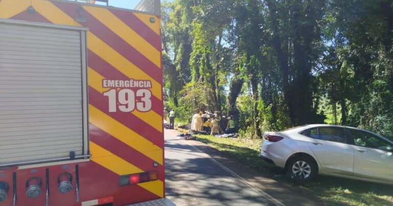 Acidente na PR-158 entre Vitorino e São Lourenço do Oeste deixa cinco mortos
