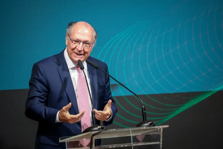 Alckmin afirma que visita a Goiás não está ligada à candidatura de Ronaldo Caiado