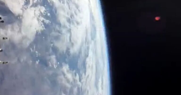 Estados Unidos e China disputam presença estratégica na Lua