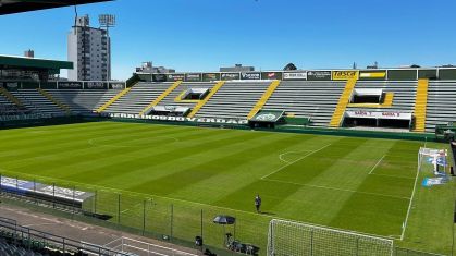 Chapecoense e Botafogo duelam na Arena Condá pela 12ª rodada do Brasileirão 2026