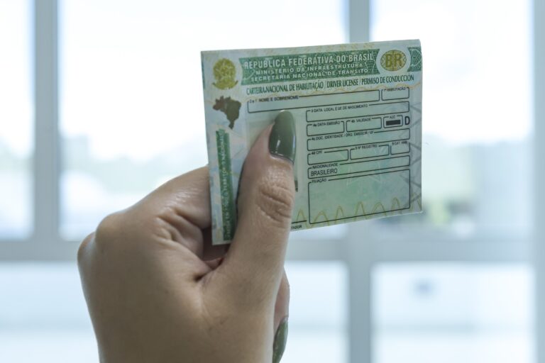 Aprovados na segunda chamada do cnh social do Paraná têm nomes divulgados