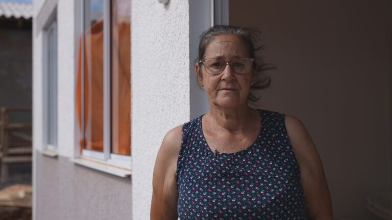 Moradores do Paraná tentam reconstruir cidade após tornado devastador