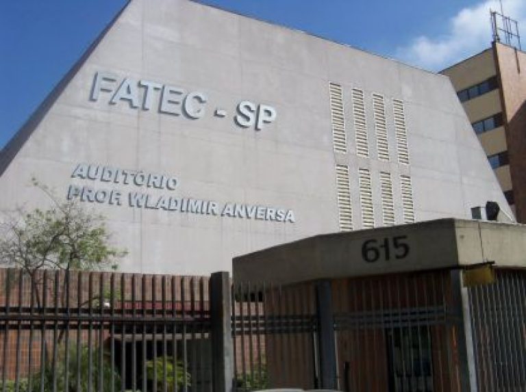 Provão paulista oferece 93 cursos superiores para alunos do ensino médio