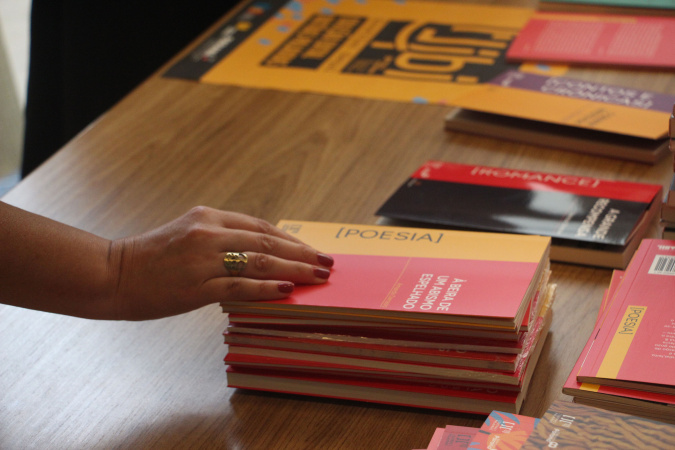 Biblioteca pública reforça presença na festa literária da OAB Paraná