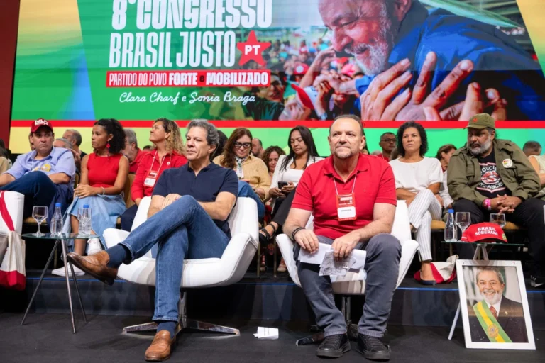 Pt aprova manifesto defendendo reforma do Judiciário no congresso nacional