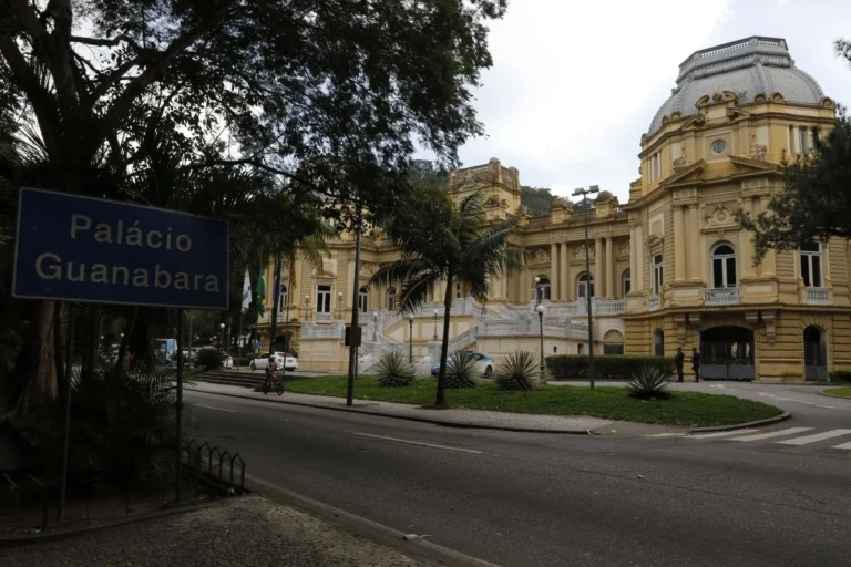 Tse reabre disputa sobre sucessão no governo do rio de janeiro