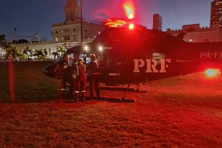 Bebê com traumatismo craniano é resgatado de helicóptero pela PRF em Caruaru
