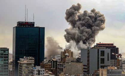 Israel alerta iranianos para evitar uso de trens por risco iminente