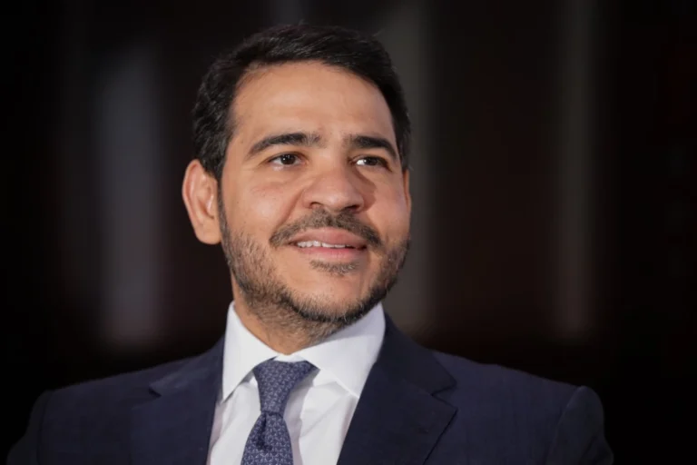 Senado vive dia decisivo com contagem de votos para Jorge Messias no STF