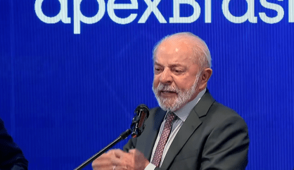 Lula descarta crença em bomba atômica iraniana e defende diálogo global