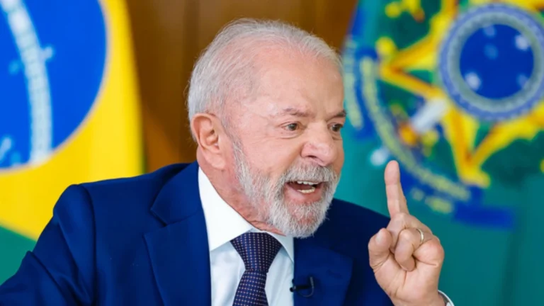 Lula reafirma compromisso com a democracia e desafia adversários em 2026